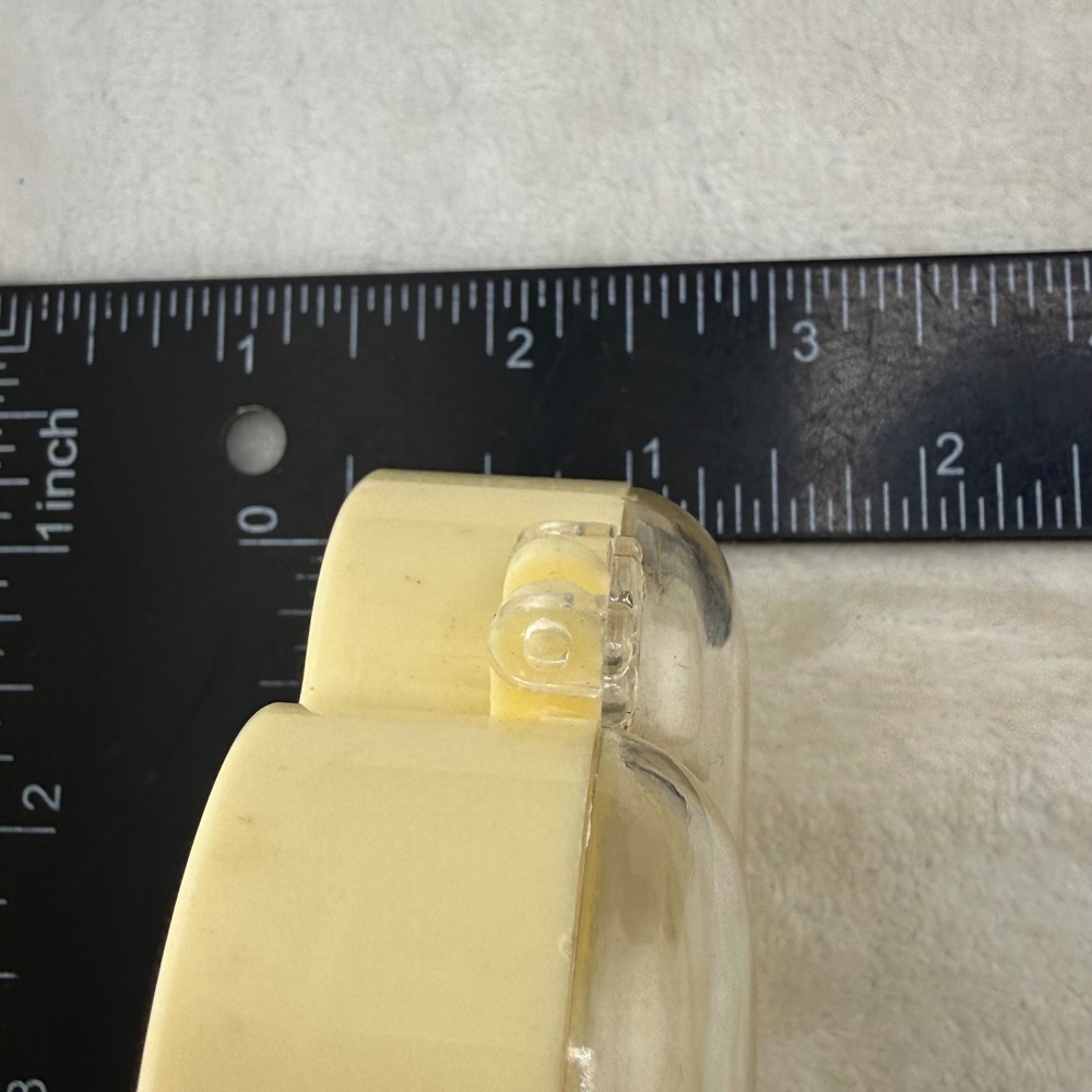 Vintage Heart Trinket Box Cream Clear Plastic Hinged Lid Vanity Decor READ - Picture 10 of 10